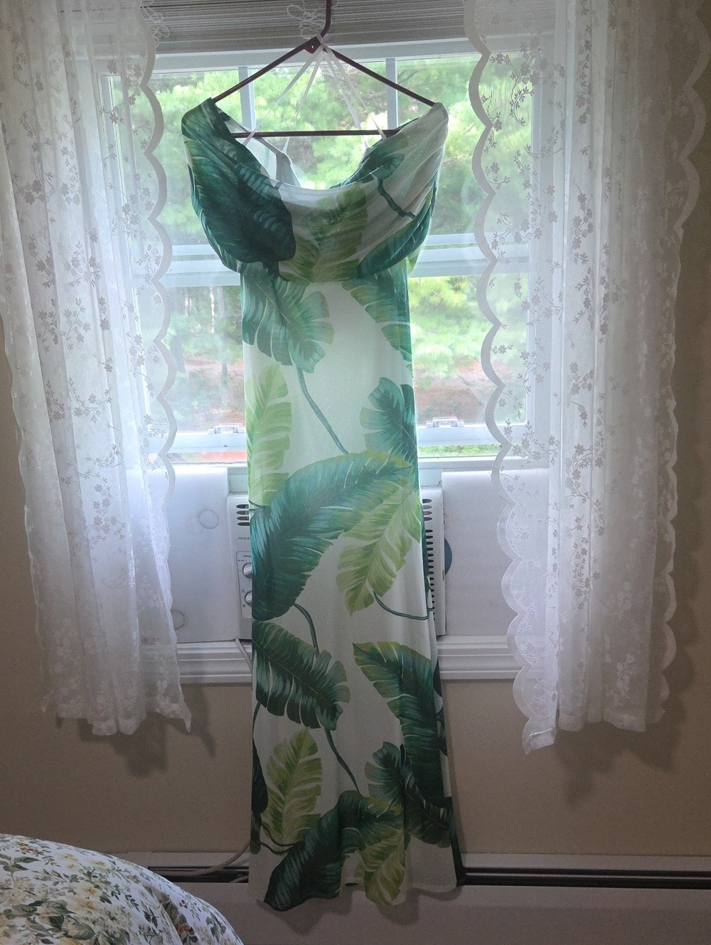Tropical Green Leaf Strapless Maxi Dress